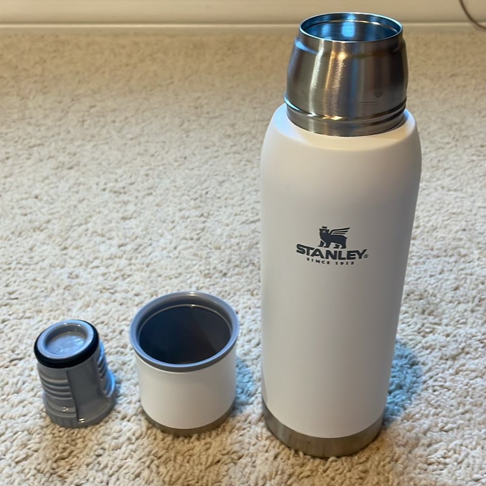 Stanley Adventure To-Go Bottle 25oz Bottle - Picture 5 of 5